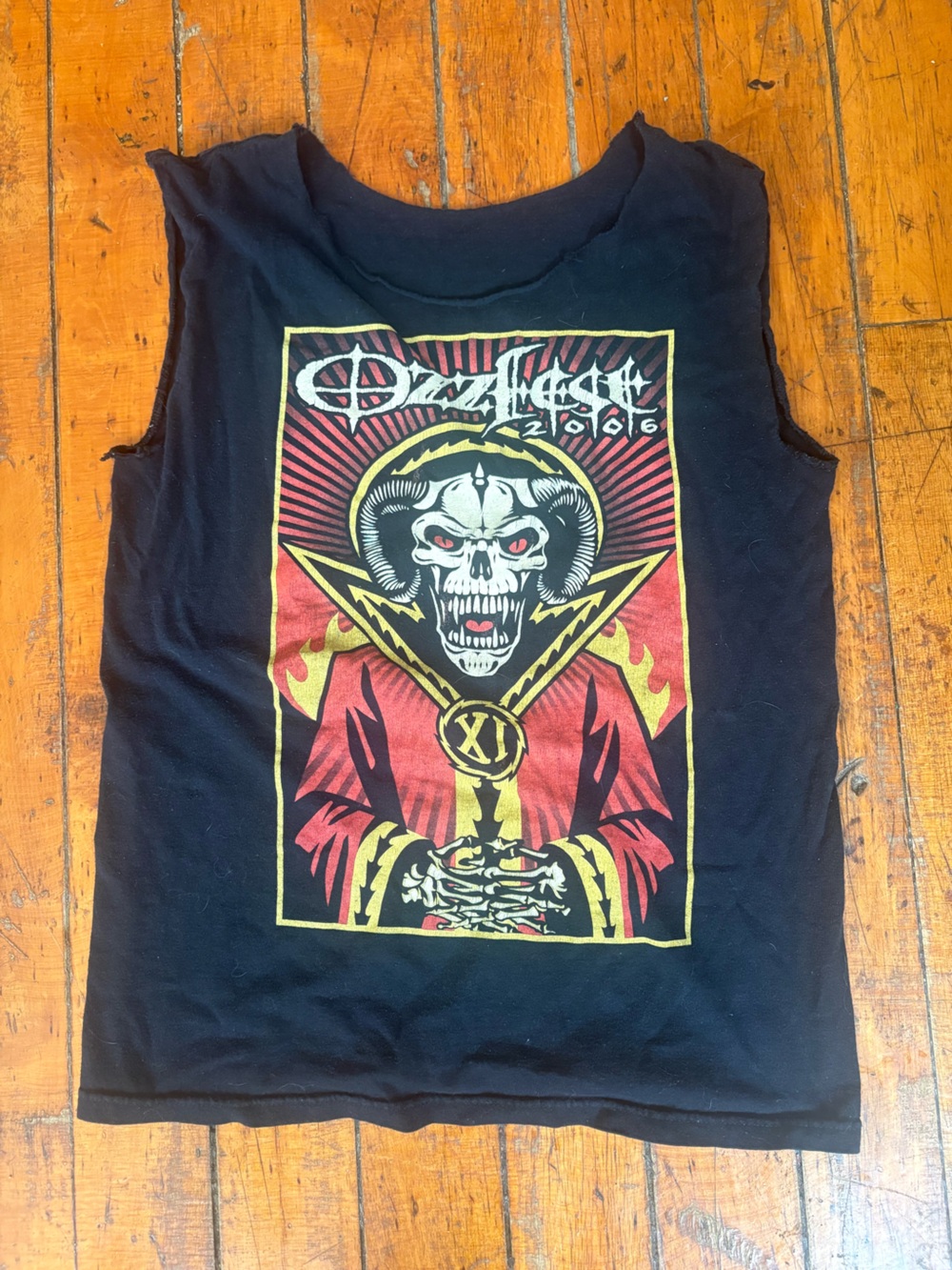 vintage y2k ozzfest 2006 cut off tshirt men’s small
